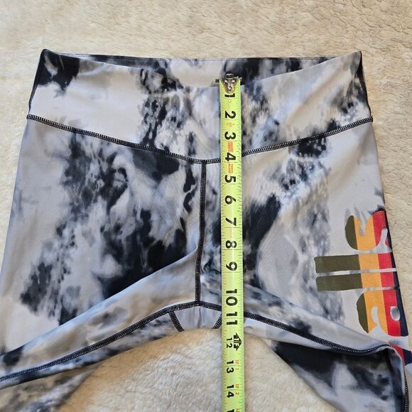 Urban Outfitters Without Walls Engineered Ankle Leggings, Size Large - Picture 4 of 11